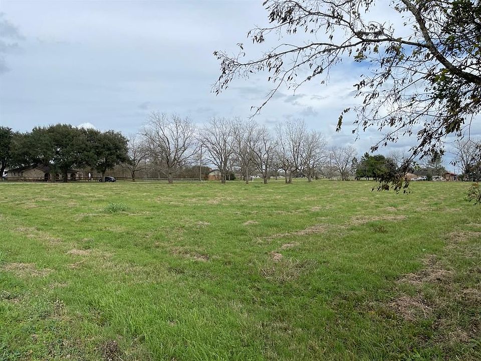 101 Longhorn Rd, Wallis, TX 77485 MLS 25872256 Zillow