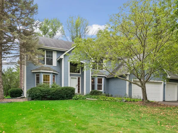 26145 Oak Leaf Trl, Shorewood, MN 55331