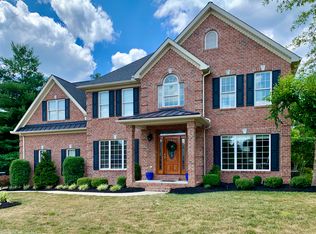 16 Softwood Dr, Scott Depot, WV 25560