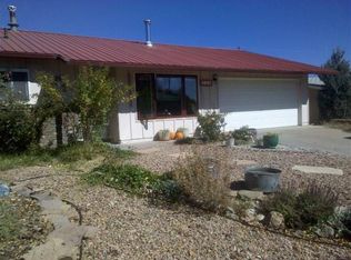 326 Mimbres Dr, Los Alamos, NM 87544