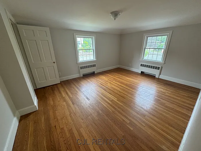 161 Hunnewell St — Photo 11