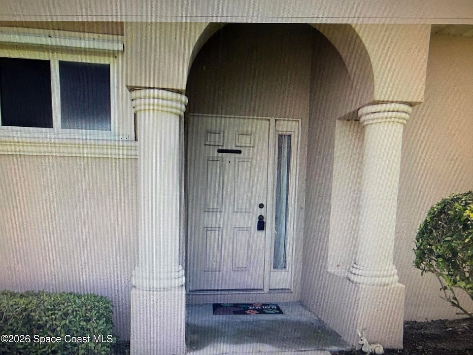 1st image of 500 Wedge Ct SE