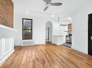 94 Adelphi St APT 1, Brooklyn, NY 11205