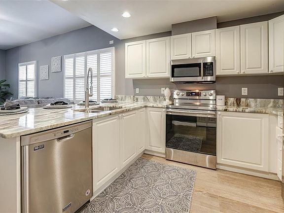 5th image of 3803 54th Dr W Unit 101