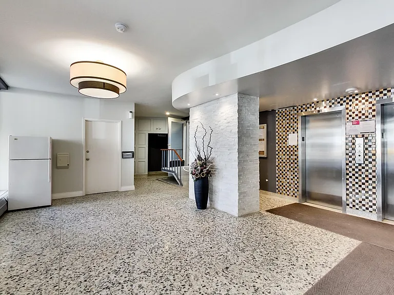 101 Cosburn Ave #104 — Photo 9