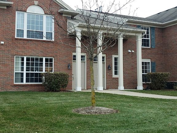 3rd image of 12202 Chesapeake Cir #1