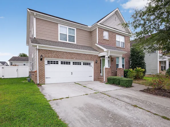2857 Cross Landing Dr, Suffolk, VA 23434
