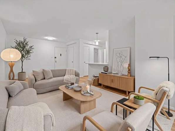 5425 Valles Ave APT 2M, Bronx, NY 10471