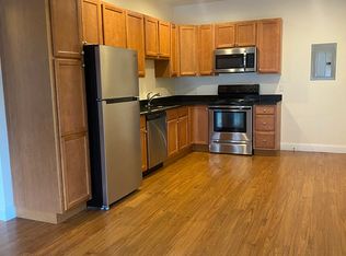 4801 N Main St APT 220, Fall River, MA 02720