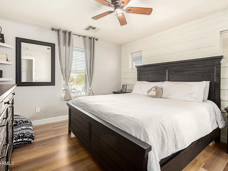 6609 W Johnson St — Photo 14