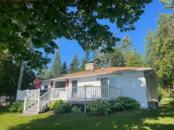 7237 McCreery Dr, Presque Isle, MI 49777
