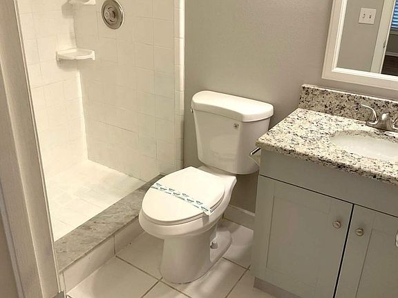 4th image of 2317 Dunbury Ct