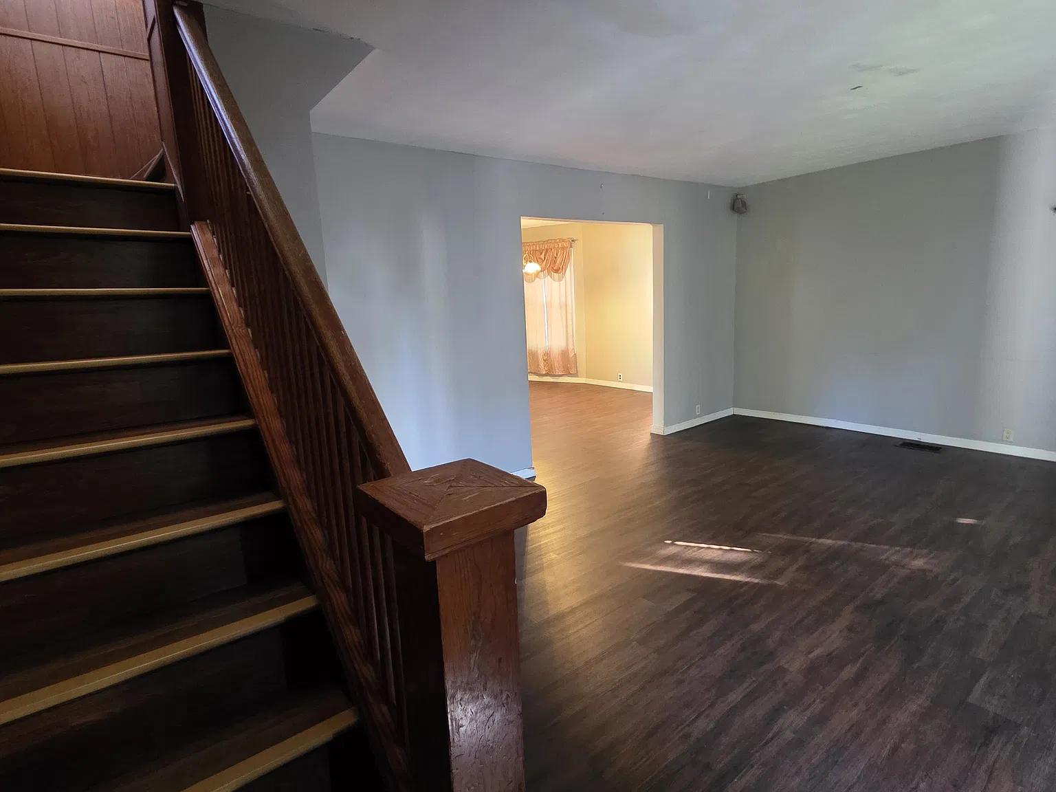 3 bed, 1303 sqft, $1,600 — Photo 2