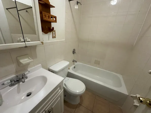 901 East 180th Street image 6 of 9