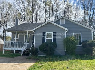 118 Tuscany Ln, Griffin, GA 30223