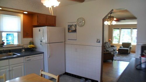 3rd image of 5405 Langley Ave