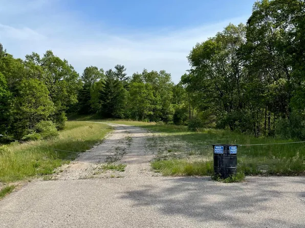 Eastlake Rd, Manistee, MI 49660