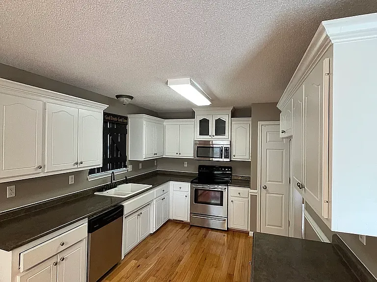 740 Running Creek Ln — Photo 12