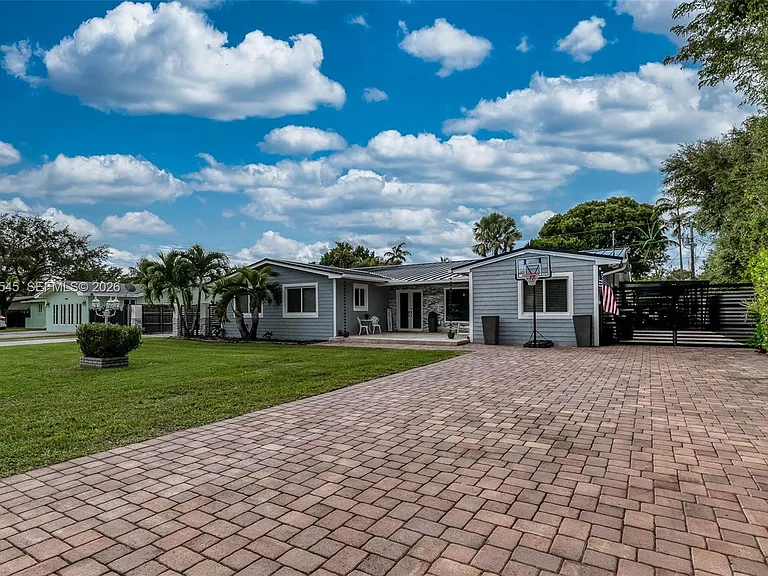 17420 SW 84th Ct — Photo 33