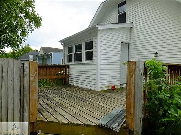 4th image of 223 S Hayford Ave