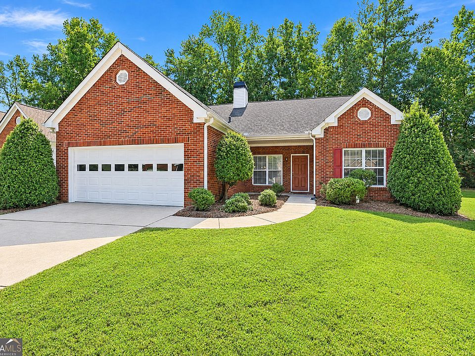 1st image of 140 Kaylee Ct