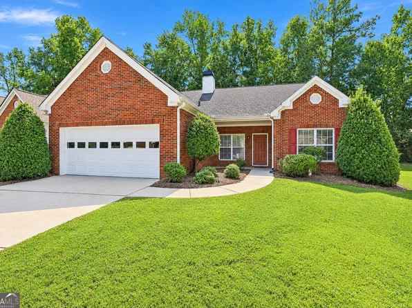 140 Kaylee Ct, Fayetteville, GA 30214
