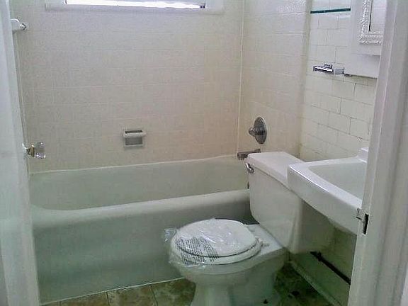 3rd image of 807 Ulloa St APT 5