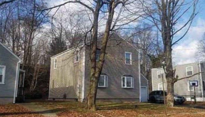 2nd image of 45 Alameda Pl
