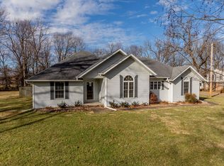1111 S Barnes Ave, Springfield, MO 65804