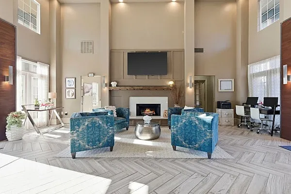 Newport Wichita Apts.