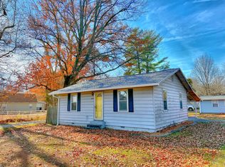 4567 Lenn Rd, Newburgh, IN 47630