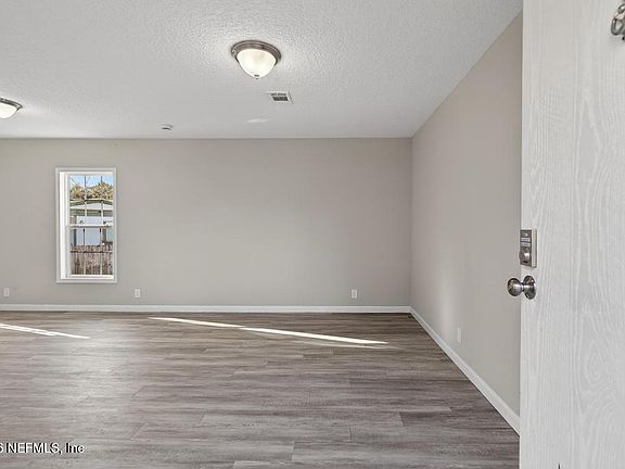 4th image of 7600 TIMBERWOOD Drive