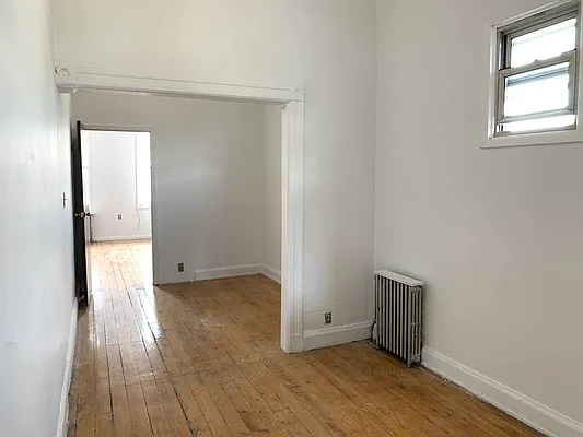 Rented by Capri Jet Realty Corp | media 13