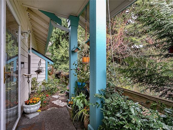 3rd image of 17517 52nd Ave W APT C