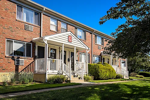 Concord Court Apartments Photo 1