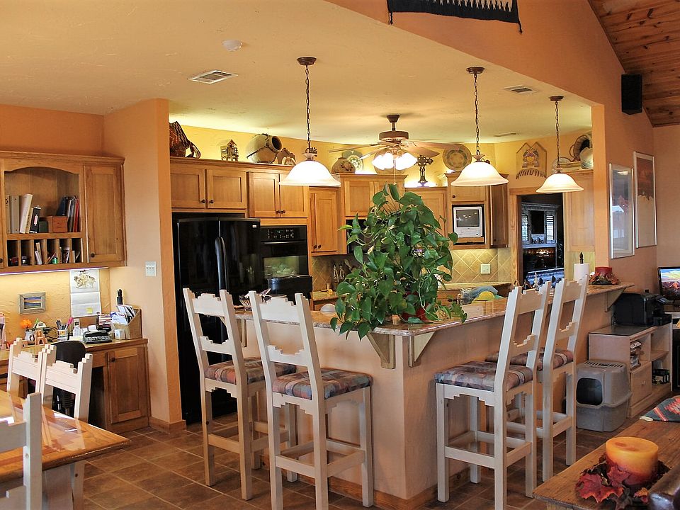 2nd image of 113 Bear Creek Dr