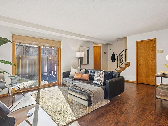 2nd image of 2425 Unity Ave N