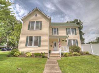 201 E High St, Freeburg, IL 62243