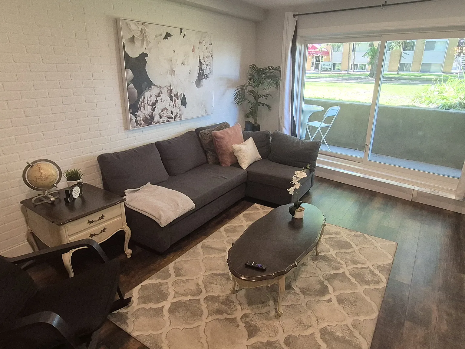 1 bed, 710 sqft, $1,595 — Photo 3