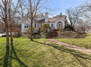 550 Sunnyside Ave, Saint Louis, MO 63119