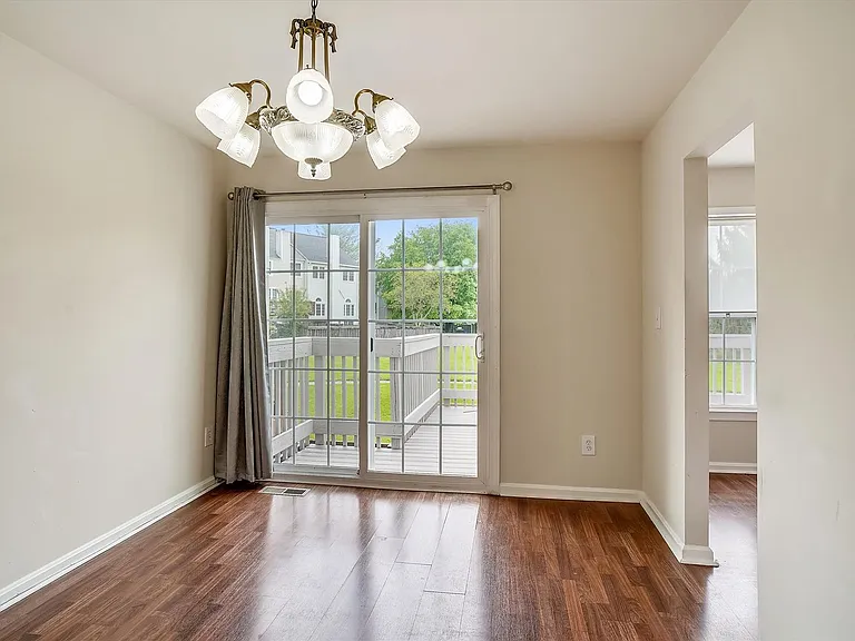 8830 Thomas Lea Ter — Photo 11