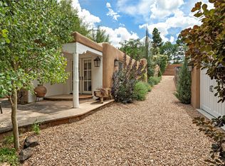 945 Canyon Rd, Santa Fe, NM 87501