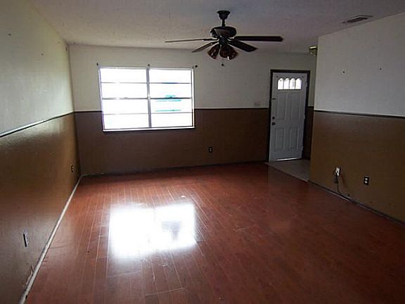 2nd image of 5218 Kingston Ct