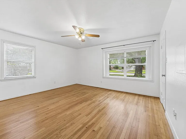 5242 Beechnut St — Photo 20