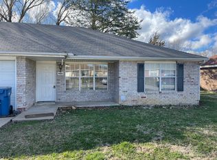 1408 SE O St #A-1, Bentonville, AR 72712