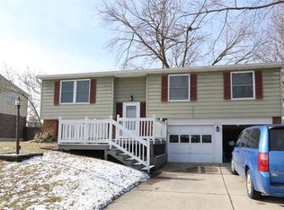 247 Porter Dr, Englewood, OH