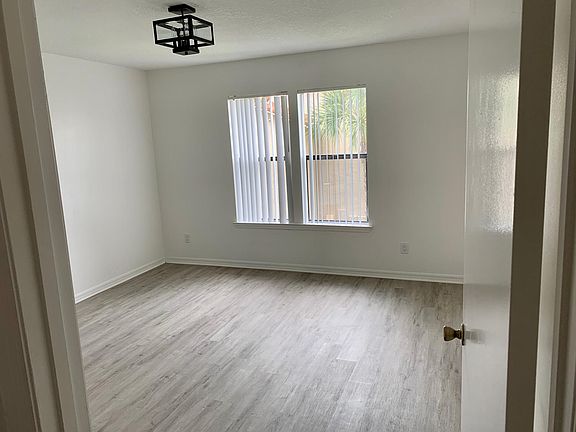4th image of 4002 Crockers Lake Blvd APT 125