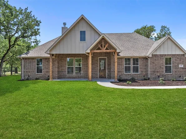 470 Olde Towne Rd, Paradise, TX 76073