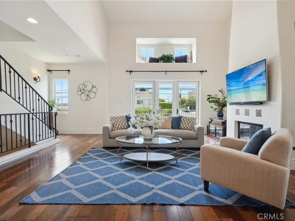 1623 Artesia Blvd #A, Manhattan Beach, CA 90266