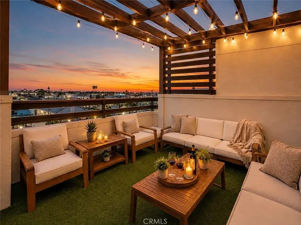 1648 Topanga, Costa Mesa, CA 92627